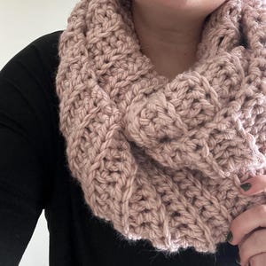 CROCHET PATTERN||Crochet cowl pattern, chunky crochet scarf, beginner crochet pattern, easy crochet patter, quick crochet pattern