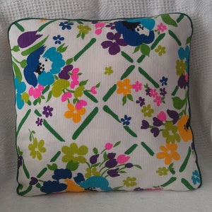 Floral Print Pillow Cover with Green Piping