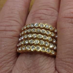 Stunning Vintage Goltone Metal Chunky Wide 5 Row Sparkling Glass Ring Size 9