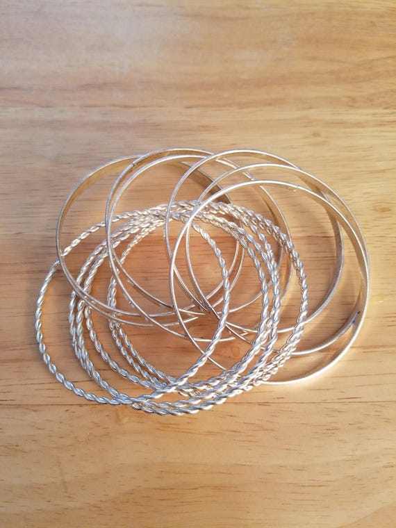 Vintage Silvertone Metal Intertwined 13 Bangle Br… - image 6