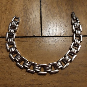 Vintage Silvertone Metal Monet Link Bracelet