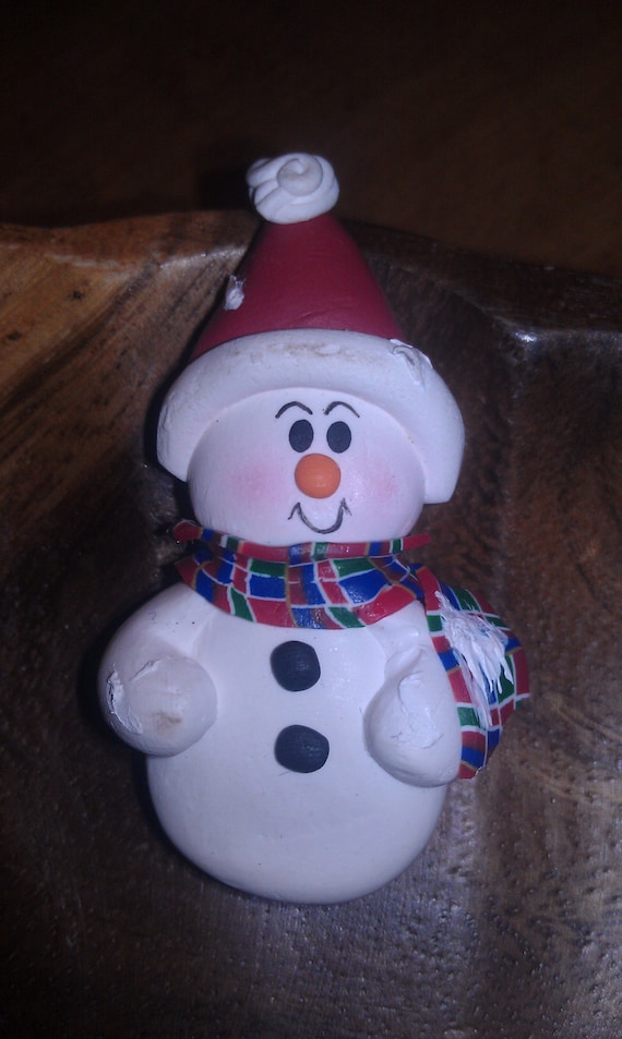 Vintage Plastic Christmas Snowman Brooch