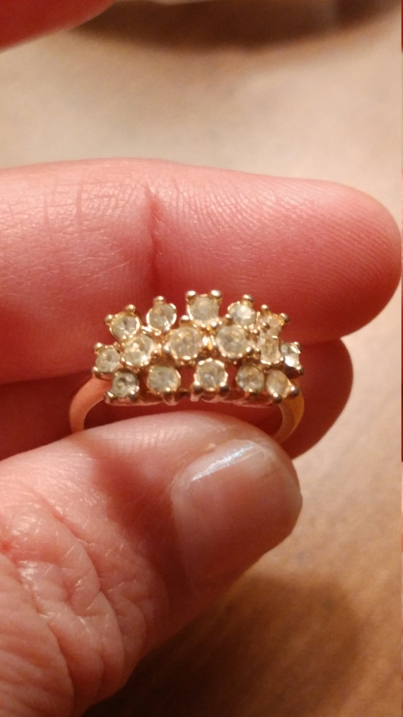 Lovely Vintage 18kt HGE 3 Row Cubic Zirconia Ring 