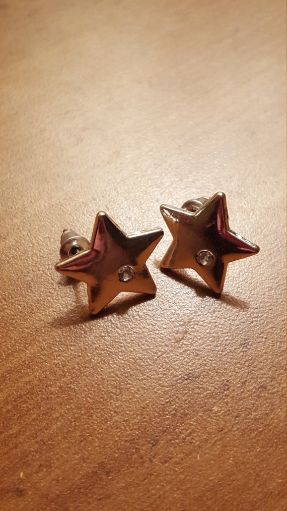 Vintage Small Silvertone Metal Star Stud Earrings - image 1