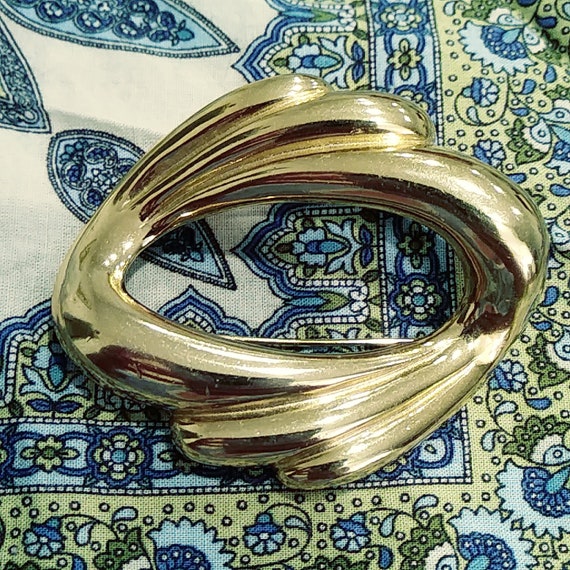 Beautiful Vintage Givenchy Goldtone Swirl Mod Retro Brooch - Etsy 