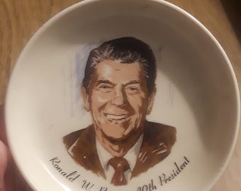 Vintage Ceramic 4 × 4 Inch Small Commemerative Ronald Reagan 40th President Plate