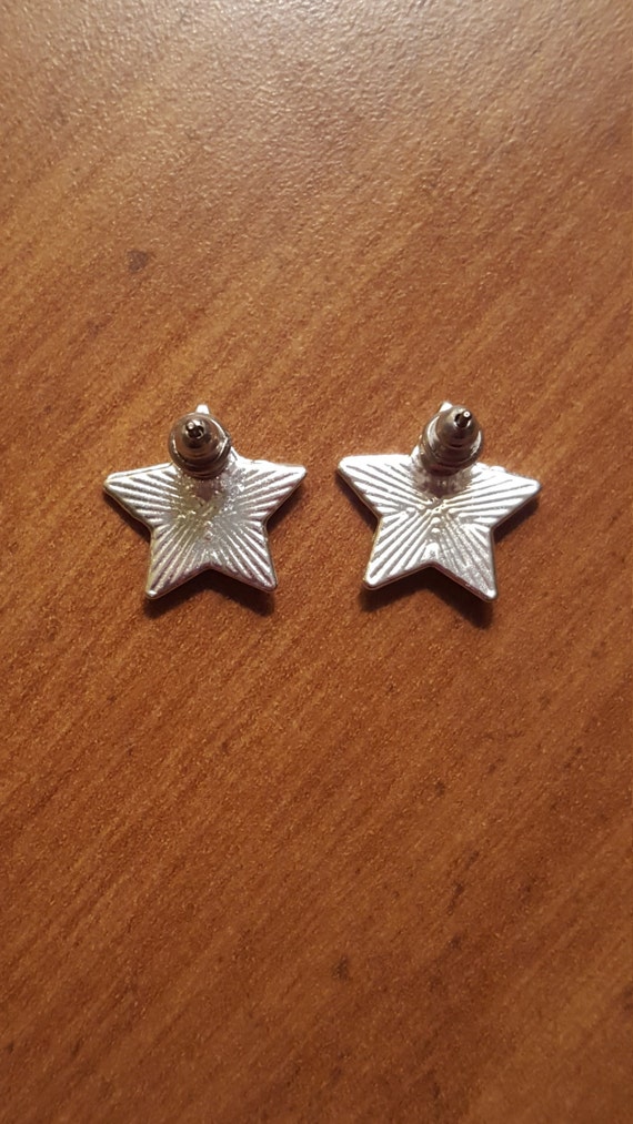 Vintage Small Silvertone Metal Star Stud Earrings - image 2