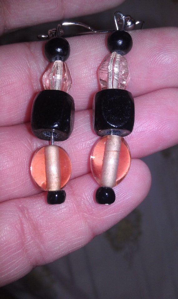 Vintage 80s Black Wood And Light Pink Glass Dangl… - image 1