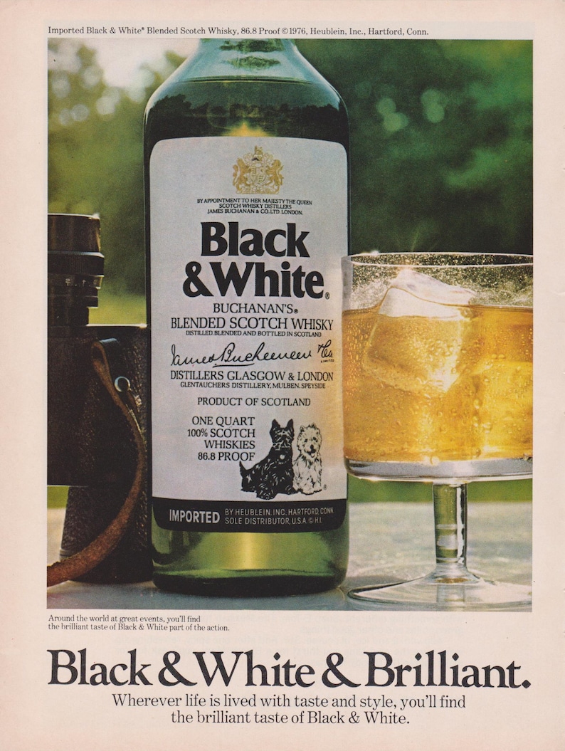 BLACK & WHITE SCOTCH Whisky Original 1976 Vintage Print Advertisement