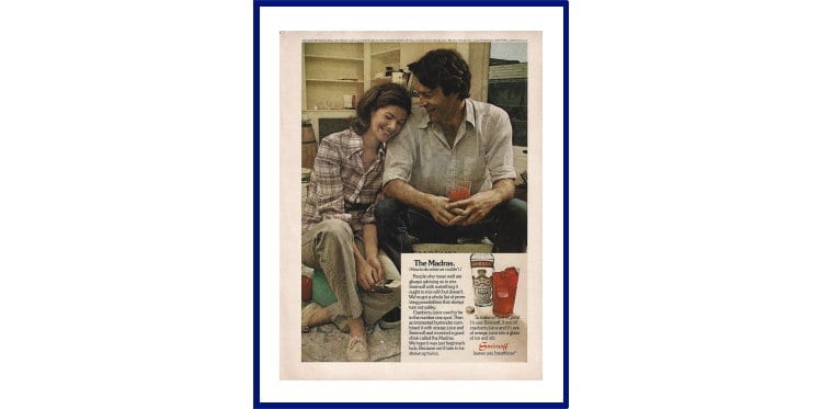SMIRNOFF VODKA Original 1974 Vintage Color Print Advertisement "The Madras" Cóctel / Receta de bebida mixta / Arándano / Jugo de naranja