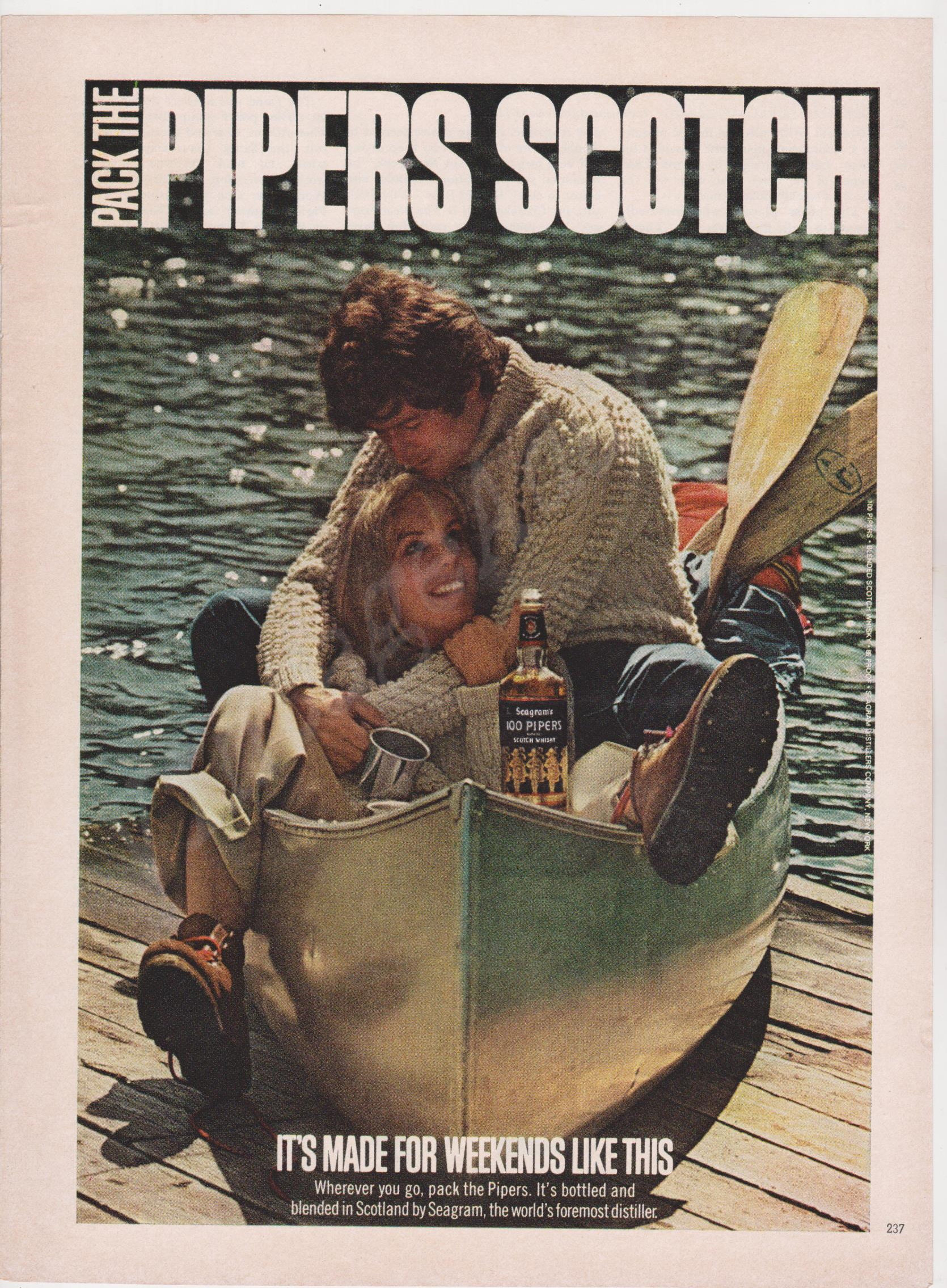 Пару постеров старой рекламы алкоголя. Шотландско-индийский виски 100 Pipers История,Алкоголь,Крепкие напитки,Реклама