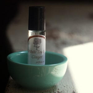 White Tea and Ginger Perfume Oil