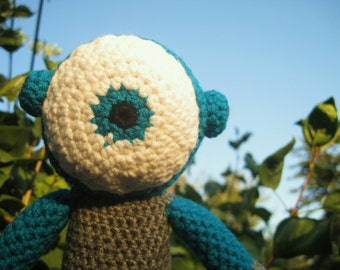 Cyclops -handmade crochet, made to order