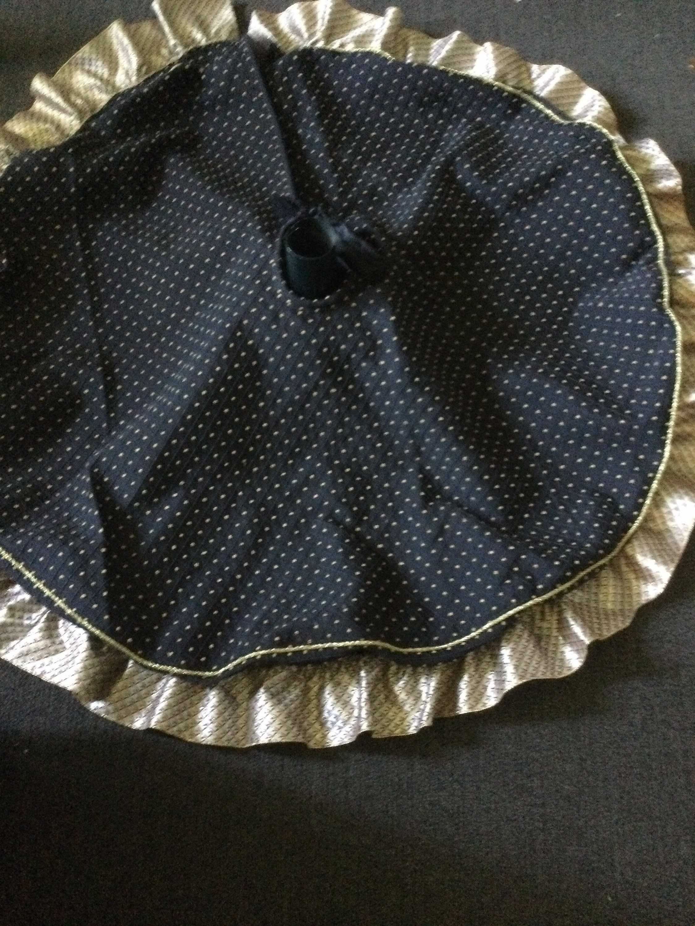 Black and Gold Christmas Tree Skirt Etsy Black And Gold Christmas Tree Skirt