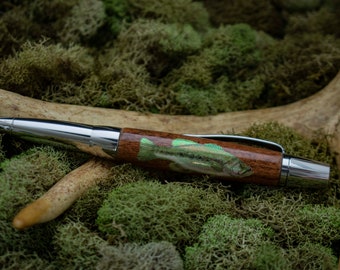 Texas Mesquite w/ Largemouth BassStainless Steel Falcon Twist Pen made by Swamphouse Woodworks