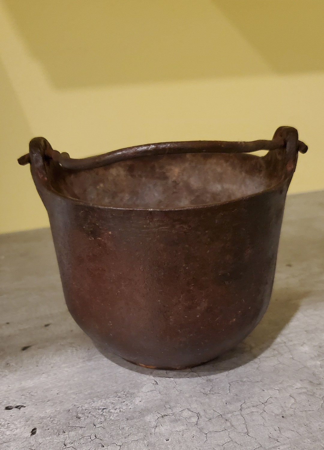 Cast Cauldron Antique Metal Pot With Handle Made in Canada Etsy