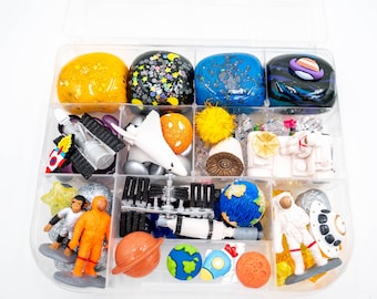 Deluxe Outer Space Play-Doh Kit, Space Sensory Kit, Astronaut Toy, Rocket Ship Gift, Solar System Activity for Kids