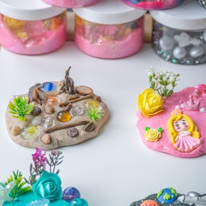 Playdough Jars, Kids Sensory Kit, Gifts For Kids, Themed Playdough Jars, Birthday Gift Ideas, Birthday Party Favors