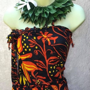 Hawaiian Floral Sarong/Pareu. Beach wear, gift, luau sarong.