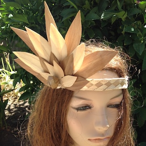 Lauhala Headpiece. Very Simple And Affordable Tahitian And Cook Islands/Rarotongan Headpiece. Suitable For All Ages! Flower Measures 7&quot;- 9&quot;.