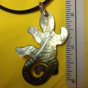 Mother Of Pearl Shell Pendant..Carved Lizard Mother Of Pearl Shell Necklace