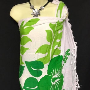 Hawaiian Floral Sarong/Pareu. Beach wear, gift, luau sarong.