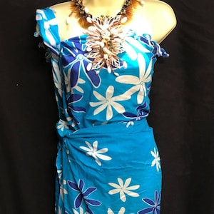 Hawaiian Fringed  Floral Blue Tiare Flower Sarong.