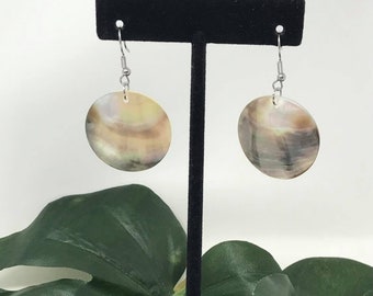 Small 29.9  mm Mother Of Pearl Shell Earrings.