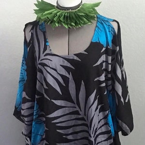 Hawaiian Floral Poncho, Strandvertuschungen oder Kleid / Top. EINE GRÖSSE PASST Alle