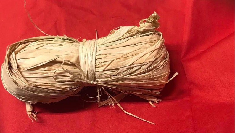 Natural Raffia Hank.. Perfect For Braiding Your Polynesian Dance Costume Or Creative Bow Making And Gift Wrapping For Festive Packages image 1