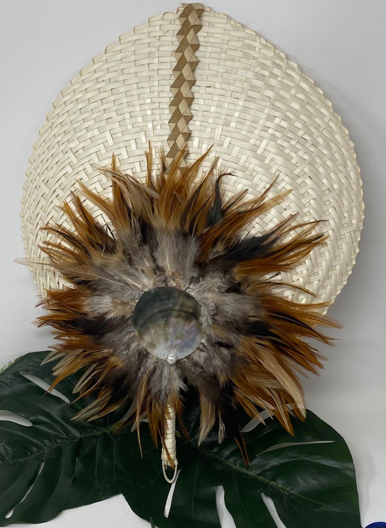 Polynesian Style Authentic Straw, Lauhala, Feathers & Mother Of Pearl Shells Fan. Hand-Woven Hand Fan. This Is  Natural Color Fan No Dye.
