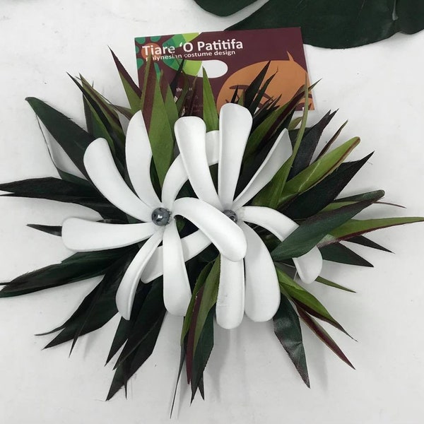 Polynesian flower clip or comb. Double Tiare with Ti Leaves. Perfect piece for any Polynesian events, beach wedding, luau or for a gifts.