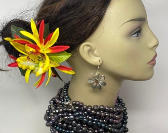 Tiare Flower Earrings. Mother Of Pearl Shell Earrings.