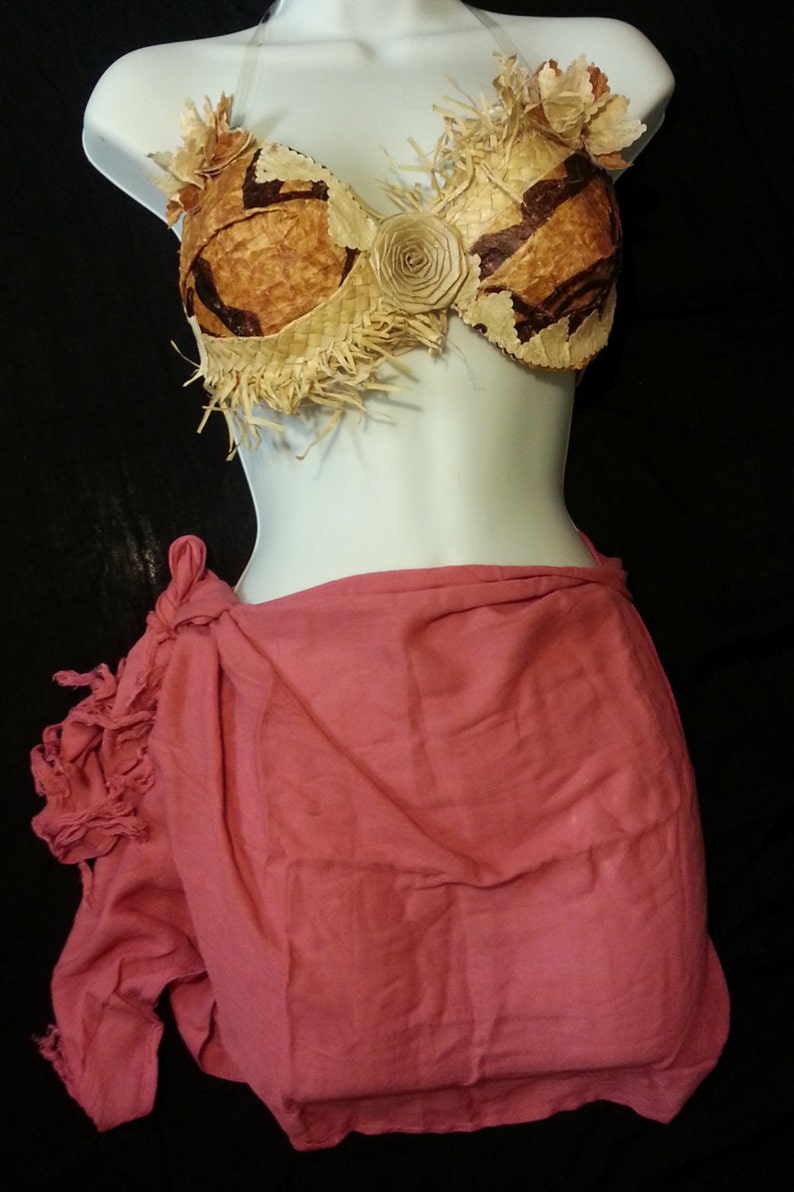 Authentic Tapa Cloth And Weaved Lauhala Tahitian /& Cook Islands Set Set Is 1 Bra Top And One Half Length Fringeless Pareu Of Your Choice!!