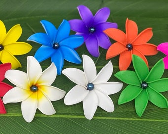 Hawaiian Tiare Flower With Black Or White Freshwater Pearl. Wedding Flower Pick Or Clip. Beach Flower, Luau, Hula Flower. Tiare Flower.