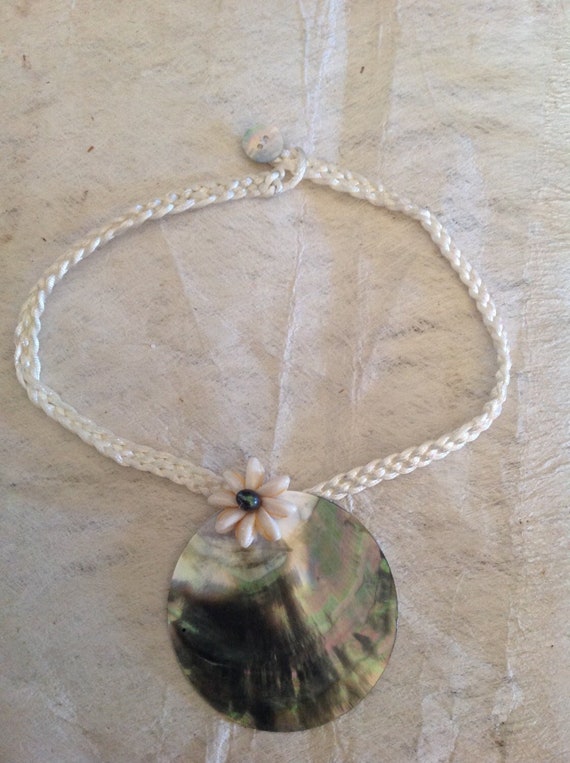 Mother of Pearl Shell Necklace | Altar'd State