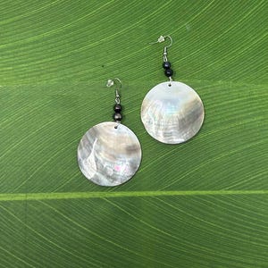 Black Lip Mother of Pearl Shell with Fresh Water Pearls Earrings.