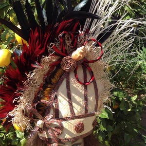 Authentic Tahitian And Cook Islands Weaved Lauhala SET. Listing Is For One Headpiece, With A Matching Bra Top. Perfect For Girls Of All Ages