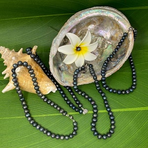 PEARLS!  SALE!!  17&quot; Black FRESHWATER Pearl Necklace. Perfect Gift For Christmas, Wedding, Birthday Or For You! All Sales Final No Returns.