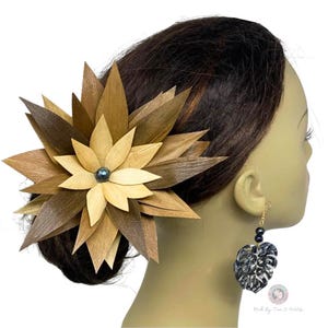 Sei Lauhala. Authentic Dried Leaf/Lauhala/Lo&#39;akau Hair Flower Pick  With Freshwater Pearl. Polynesian Sei. Hair Flower, Gift, Luau. Favors.