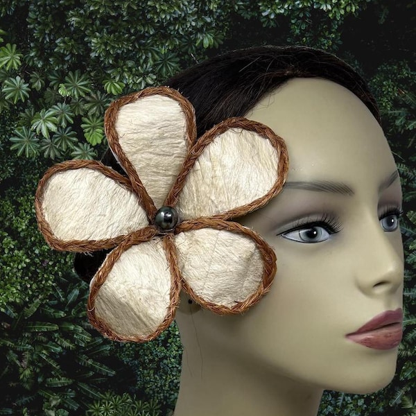 Äkta tapaduk, hårklämma i kokosfiber, sennit. Hårblomma i polynesisk stil. Perfekt hårblomma för bröllop, dansare, present.