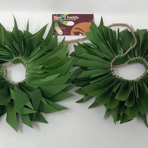 Pulseras o tobilleras de seda con hojas verdes. Conjunto de disfraz de Moana con hojas verdes. Bailarinas de hula hawaianas y polinesias, cumpleaños, fiestas luau y bodas.