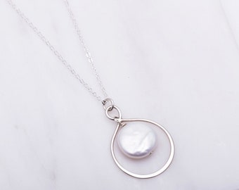 Infinity Pearl Pendant necklace, BIG Infinity Necklace, Best friendship,  Sister,  Silver infinity and pearl Bridesmaid gifts