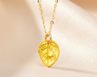 Tiny Leaf Necklace, Minimalist Jewelry, Layering, Rose Gold Necklace, Silver Delicate Thin Chain, Gold Charm Necklace