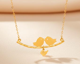 Parents and Baby Bird Necklace, Bird Family Necklace. Mom Dad and Child Monogram, SILVER Bird Initial Necklace, Mother Day's Gift