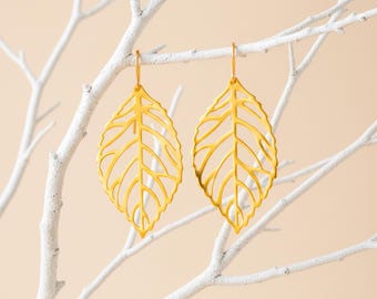 Small Leaf Earrings, Minimalist Leaf Drop Earrings, Lightweight Everyday Gold Earrings, Nature Lover Gift for Her