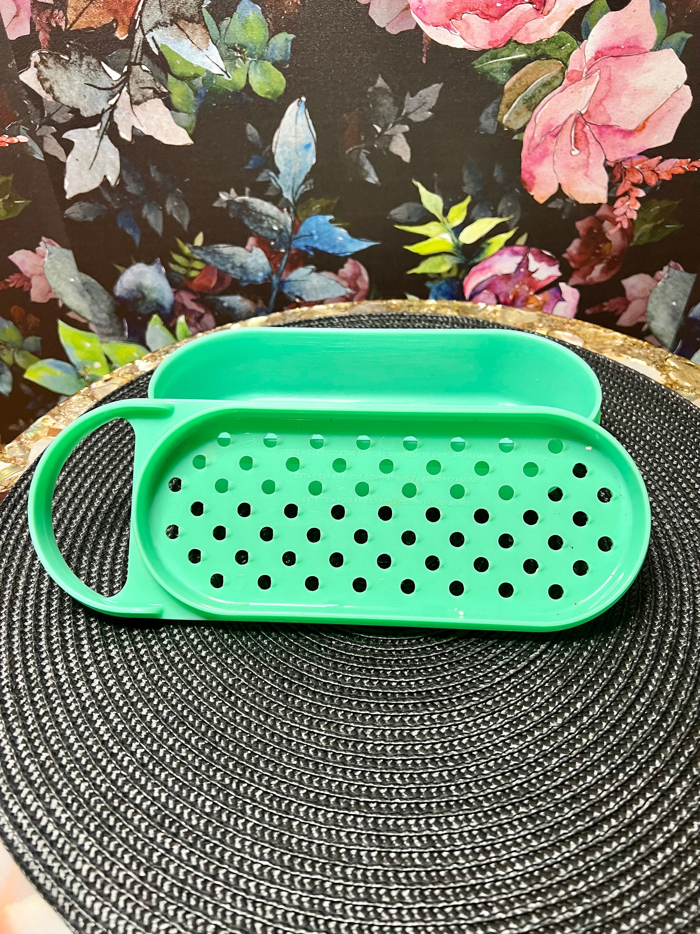 Vintage Tupperware Cheese Grater Bowl Lid 3 Pieces Complete Mid