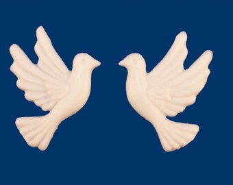 Pair of doves white wax decoration 37 x 20 mm
