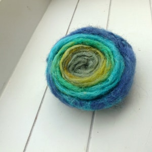 Felt brooch various colours to choose from