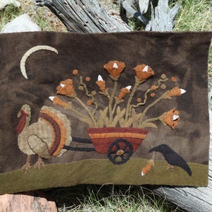 PDF Wool Applique Pattern All About Fall designed by Laura Hakes